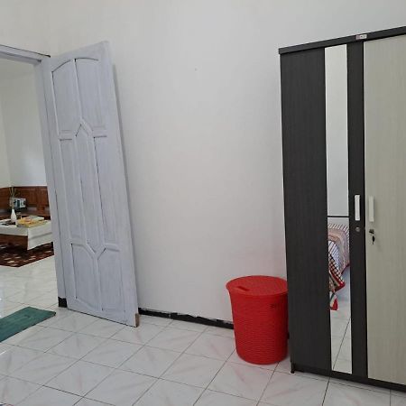 Indo Homestay มะลัง ภายนอก รูปภาพ