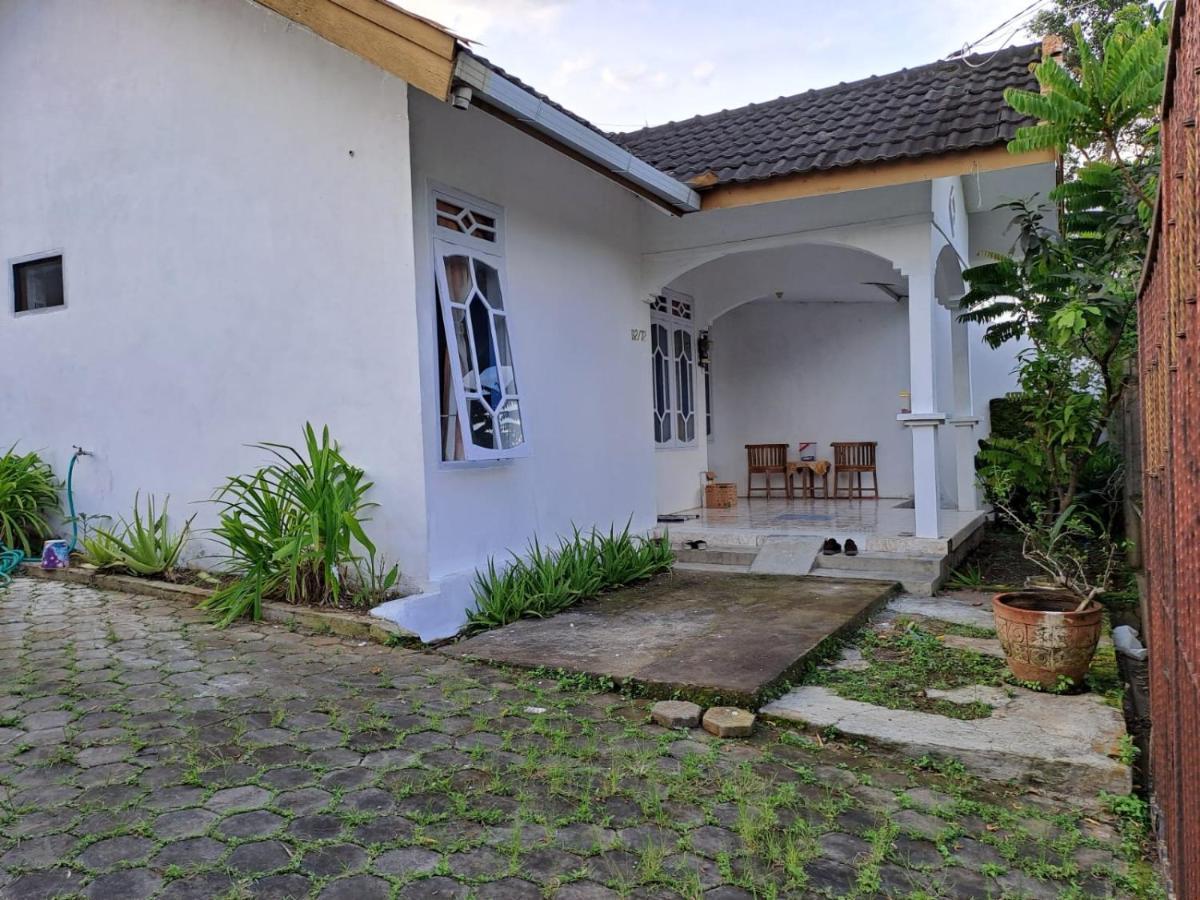 Indo Homestay มะลัง ภายนอก รูปภาพ